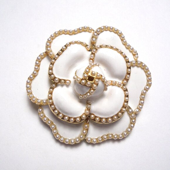 Brooch White Flower pearl brooch accessories jewelry gifts - Picture 8 of 8